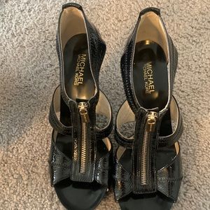 Michael Kors Black Patent Leather Berkeley T-Strap heels